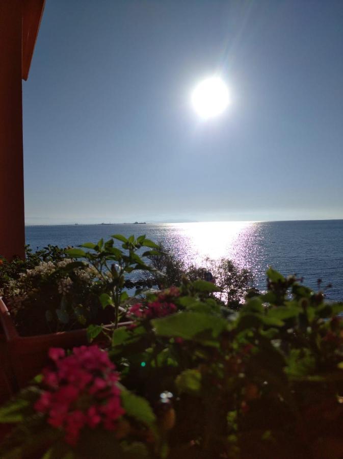 Casa Bon' Aria Fronte Mare Sud Sardegna Villa La Maddalena  Exterior photo